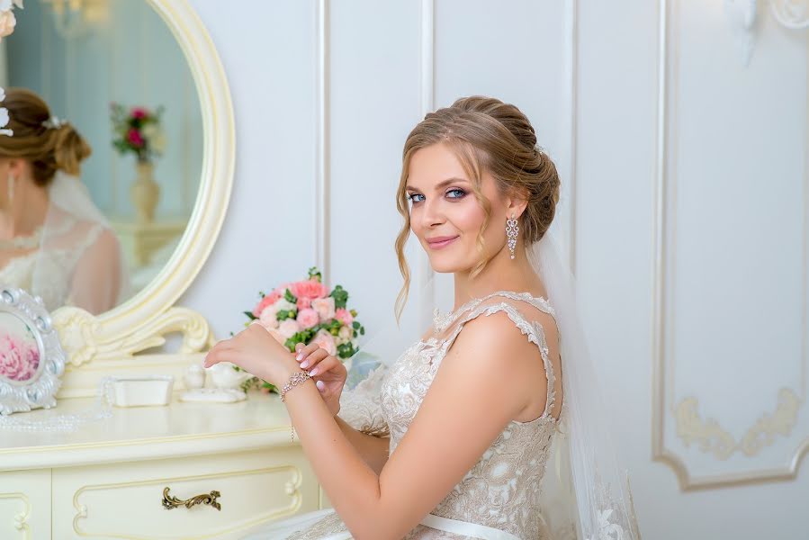 Wedding photographer Oleksandra Podgola (podgola). Photo of 5 December 2019