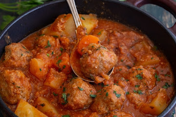 Hearty Italian Meatball Stew