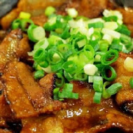燒丼株式會社(樹林秀泰店)