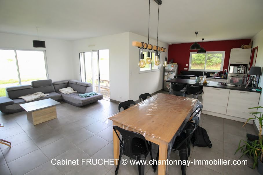 Vente maison 4 pièces 92 m² à Chantonnay (85110), 231 000 €