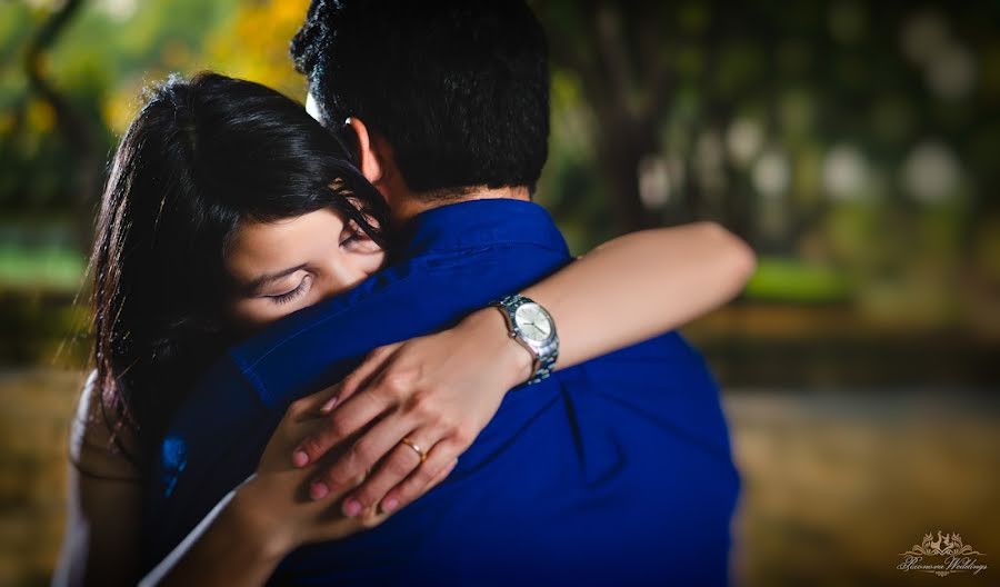 Fotografo di matrimoni Rishav Chakraborty (piixonova). Foto del 9 dicembre 2020