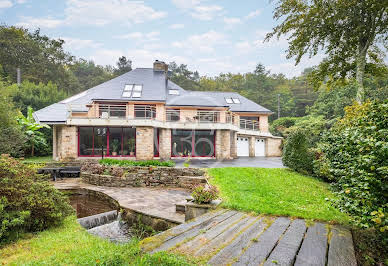 Maison avec piscine et terrasse 17