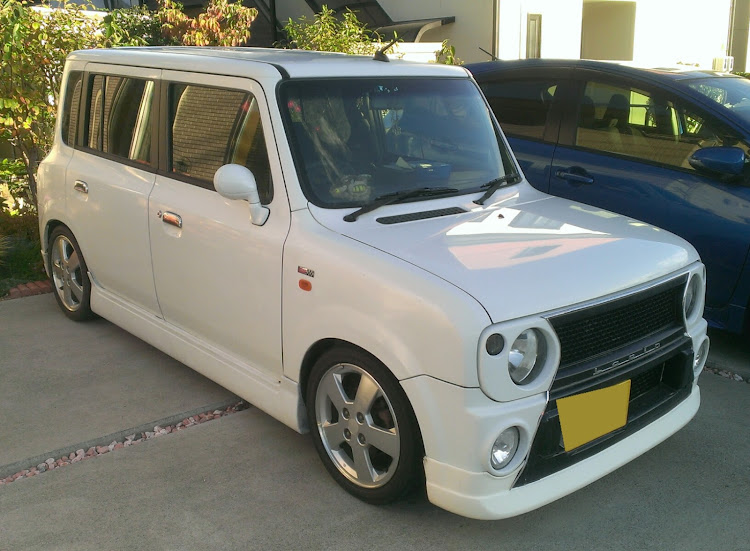 アルトラパンの洗車・ホイール交換・タイヤ交換・DIYに関するカスタム事例の投稿画像1枚目