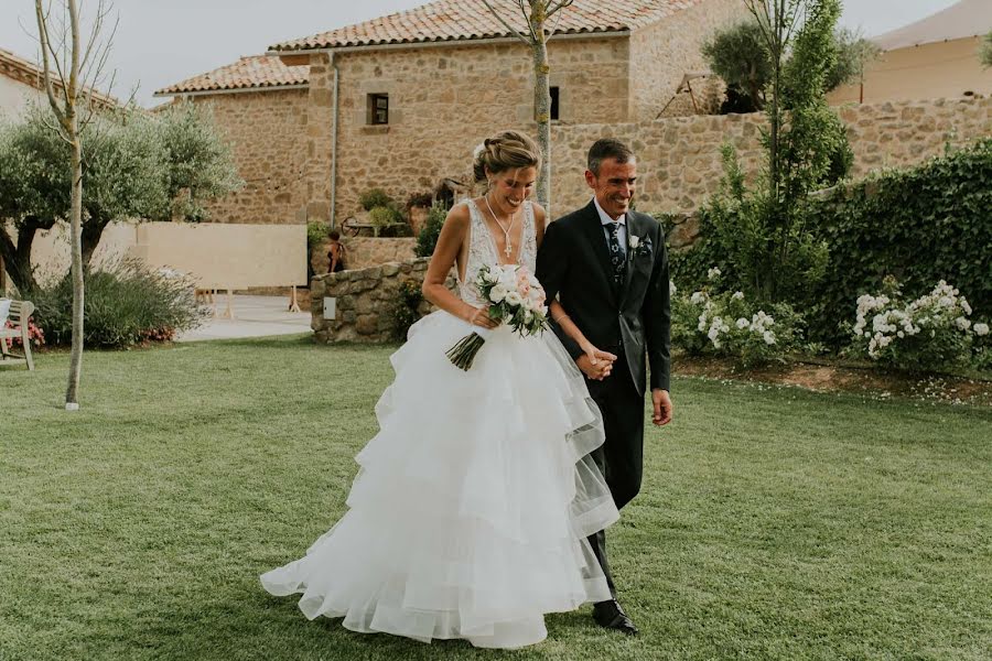 Fotógrafo de casamento Estefanía Lorente (antibisual). Foto de 23 de maio 2019