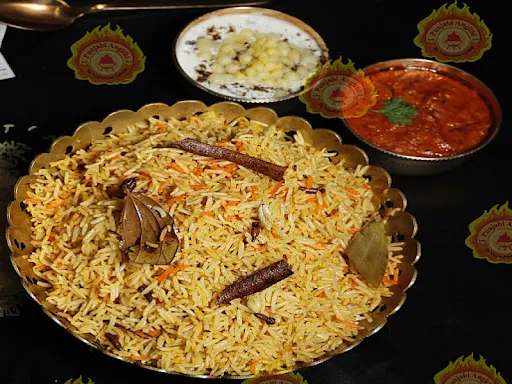 Plain Dum Biryani With Raita Or Gravy (Serves 1-2)