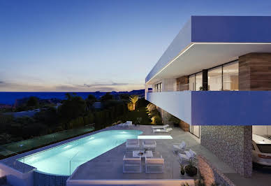 Villa with pool and terrace 12