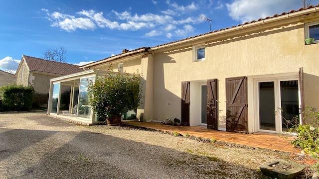 Vente maison 7 pièces 167 m² à Peujard (33240), 230 560 €