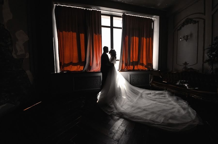 Fotografo di matrimoni Anna Svetlichnaya (svetlichnaya). Foto del 6 giugno 2019