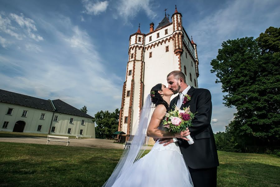 Bryllupsfotograf Pavel Zahálka (zahlka). Bilde av 28 juli 2016