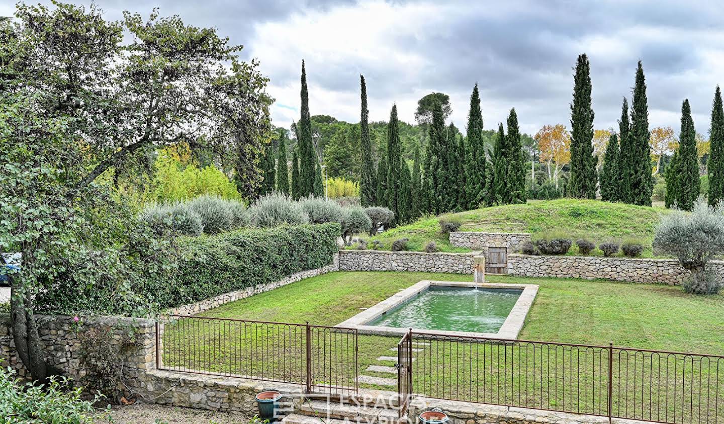 House with pool Saint-Sériès