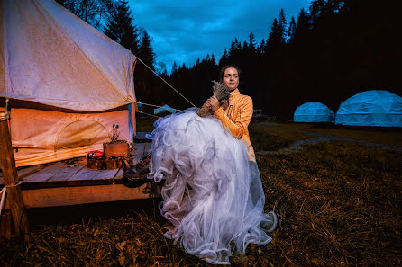 Wedding photographer Bogdan Bucseneanu (blurphotoevents). Photo of 7 January 2019