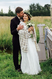 Fotógrafo de casamento Olga Roskina (fotozaz). Foto de 14 de março 2018