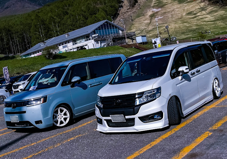 ステップワゴンスパーダのRPステップワゴン・GWの思い出・STEP CREW SQUAD・変態紳士倶楽部・めちゃめちゃ楽しかった♪に関するカスタム事例の投稿画像3枚目
