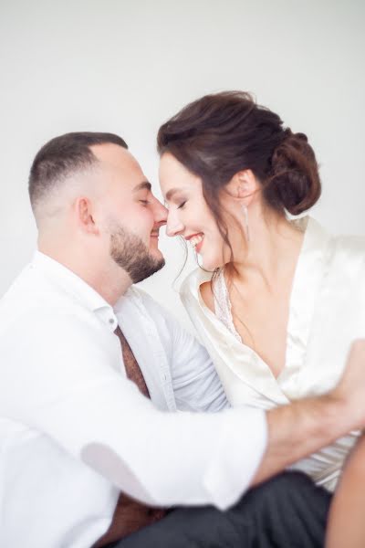 Fotografo di matrimoni Oksana Andriyash (oksanaandriyash). Foto del 11 novembre 2020