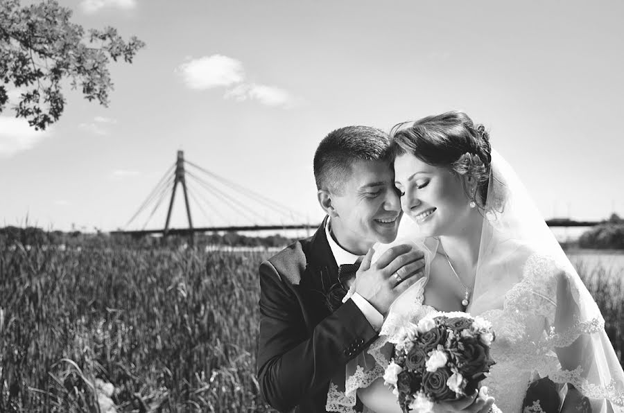 Fotógrafo de bodas Valentina Andruschenko (valentinaphoto). Foto del 14 de noviembre 2015