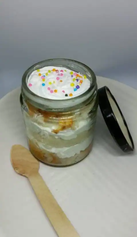 Vanilla Jar Cake