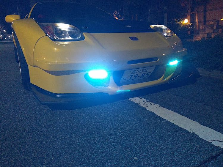 NSXの黄色一族・NSX・KSP車高調・良い子は首都高で暴走しないようにに関するカスタム事例の投稿画像1枚目