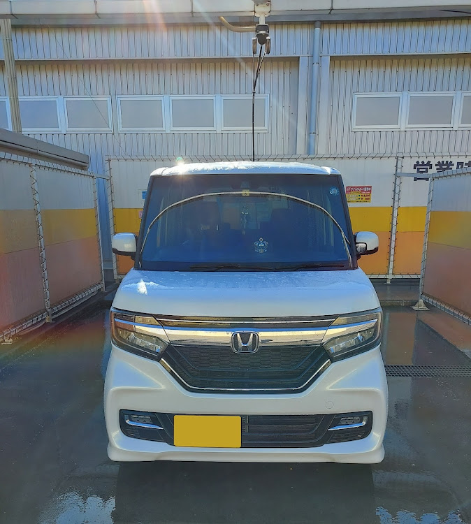 Nボックスカスタムの洗車・12月・いつもの洗車場・いいね嬉しいです🙇・室内清掃に関するカスタム事例の投稿画像1枚目