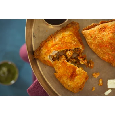 Kadai Paneer Samosa (3 Pcs)