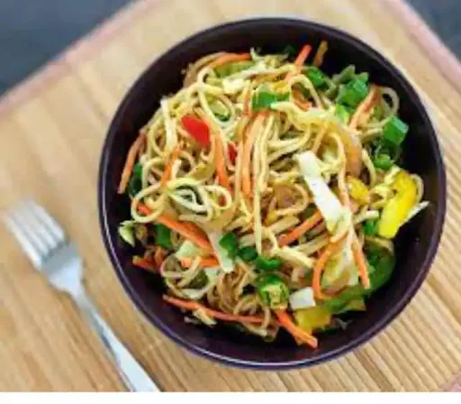 Veg Classic Hakka Noodles