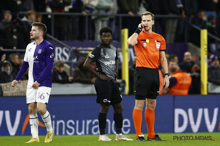 Le Racing Genk dépose officiellement plainte et veut rejouer le match contre Anderlecht !