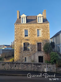 maison à Saint-Pol-de-Léon (29)