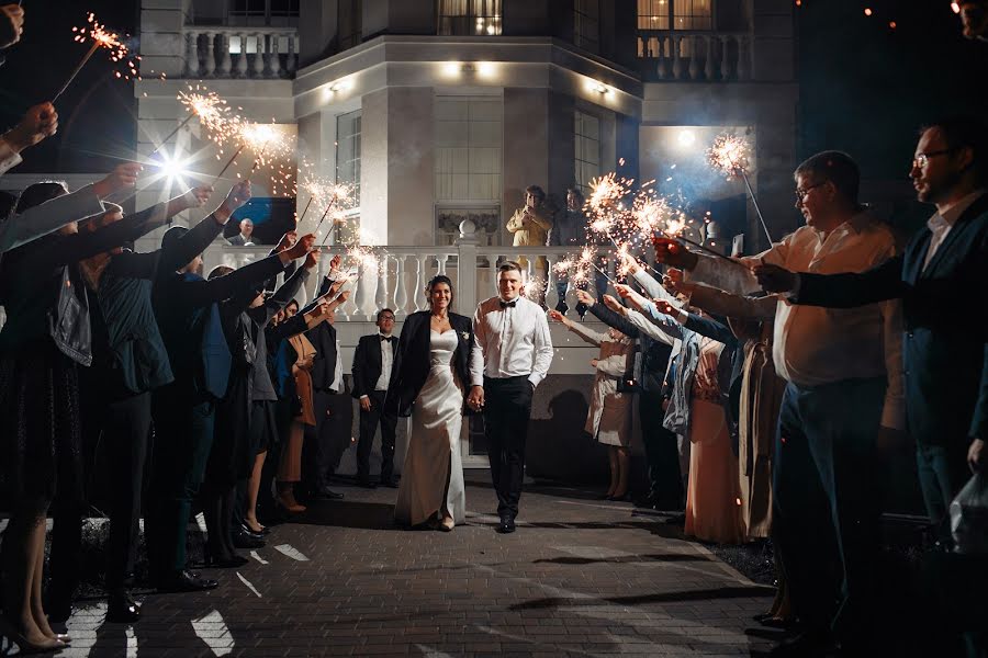 Wedding photographer Dmitriy Gievskiy (dmgievsky). Photo of 15 October 2019