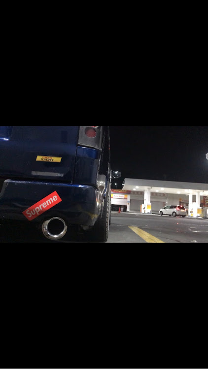 ハイエースバンのTOYOTA・HIACE・ハイエース・ハミタイ・車高短に関するカスタム事例の投稿画像2枚目