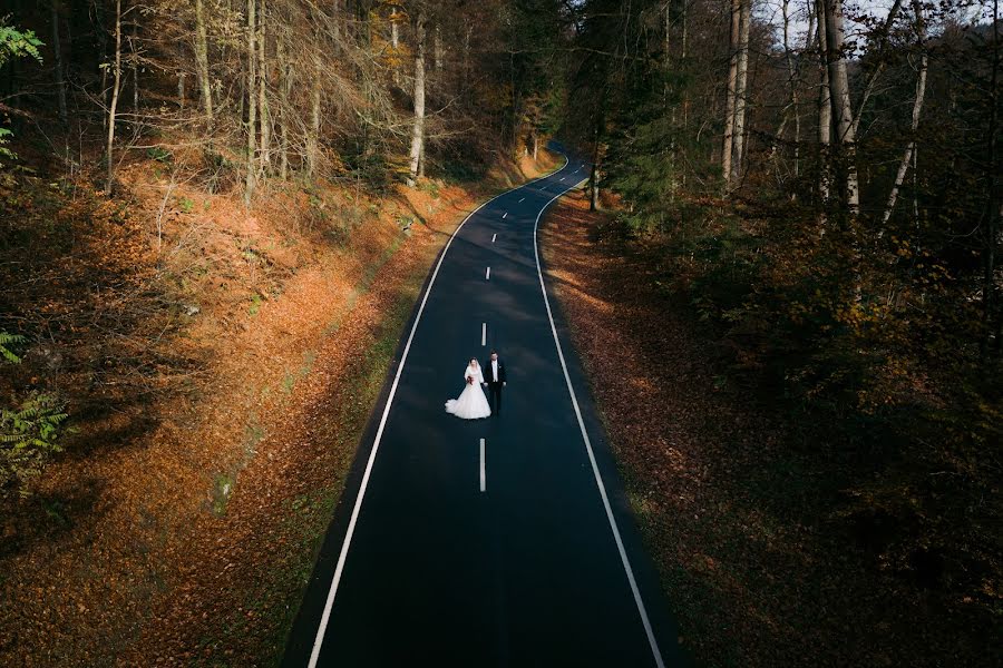 Fotograf ślubny Damir Babacic (damirbabacic). Zdjęcie z 14 listopada 2020