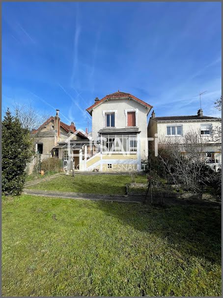 Vente maison 5 pièces 90 m² à Chateauroux (36000), 113 000 €
