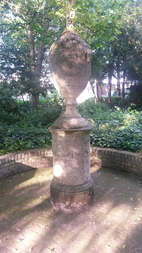 Urn Statue