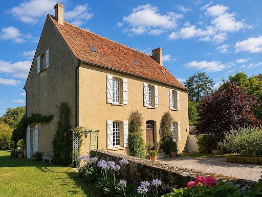 House with pool and garden 1