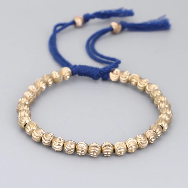 Handgeweven creatieve koperen kralen speelarmband, unieke vormen stimuleren creativiteit, ideaal voor kinderen en volwassenen om mee te spelen.