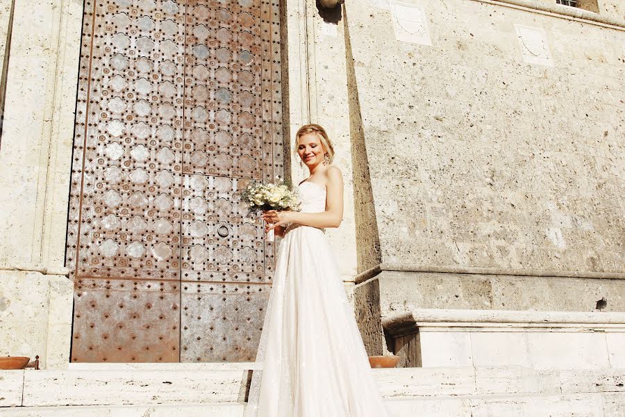 Fotógrafo de bodas Aleksandra Golubeva (aleksandra97). Foto del 11 de junio 2019