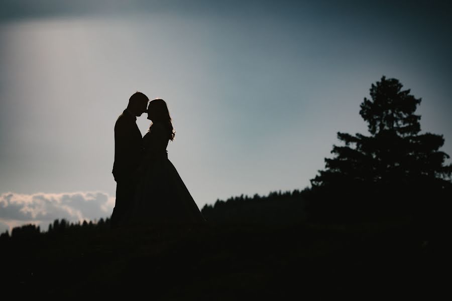 Fotógrafo de casamento Róbert Gidofalvi (giro). Foto de 18 de setembro 2023