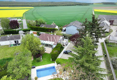 Maison avec piscine et terrasse 2