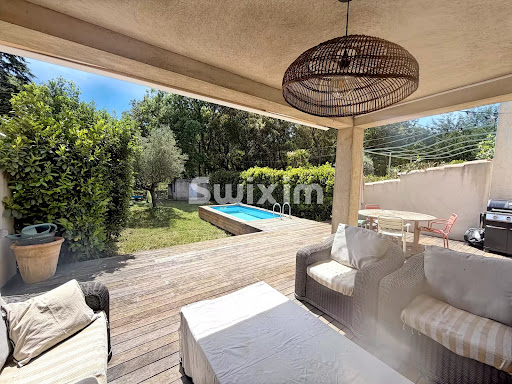 House with garden and terrace 1