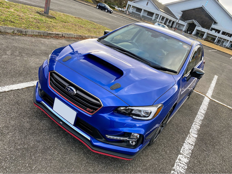 レヴォーグの5周年記念・5年目の車検・コレクションが増えましたに関するカスタム事例の投稿画像1枚目