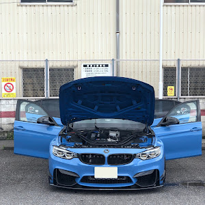 M3 セダン