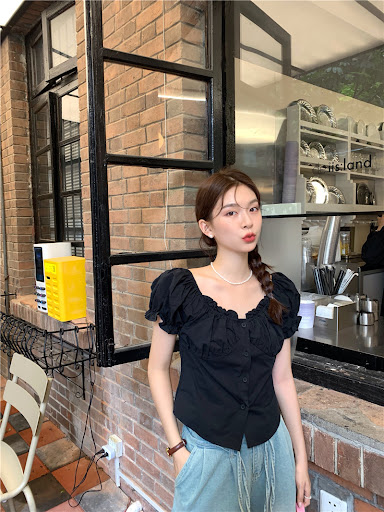 Title 25, Summer Design Sense Wooden Ear Puff Sleeve Shirt