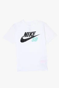 Nike photo 4