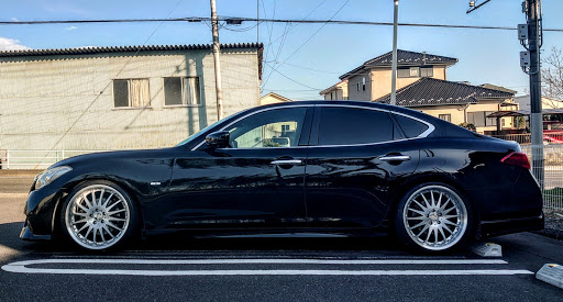 フーガ Y51のcarlsson 車高調整 アクティブノイズコントロール スピーカー交換に関するカスタム メンテナンスの投稿画像 車 のカスタム情報はcartune