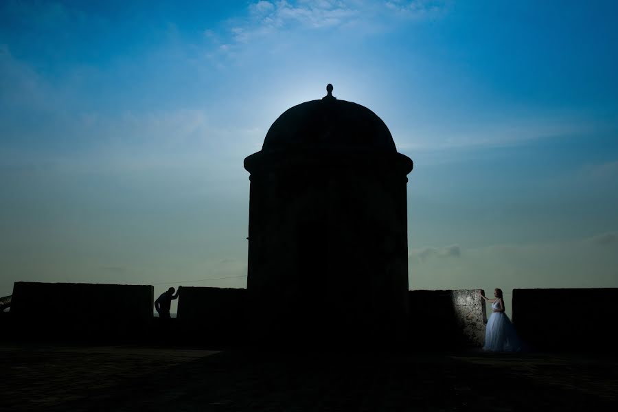 Fotógrafo de casamento Jairo Frank Bautista Rodriguez (lentecreativo). Foto de 11 de abril 2016