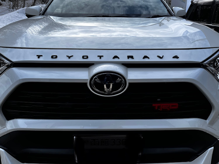 RAV4のDIY・TRD street monster・レンジローバー風・エンブレムに関するカスタム事例の投稿画像1枚目