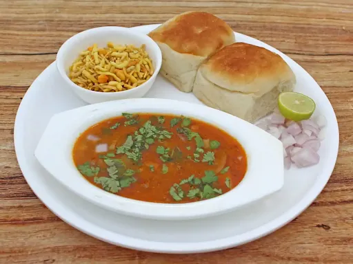 Dahi Misal Pav