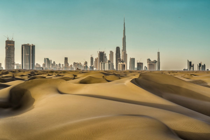 Tour du lịch Free & Easy Dubai - Phần lớn là sa mạc nên Dubai có khí hậu khá khắt nghiệt