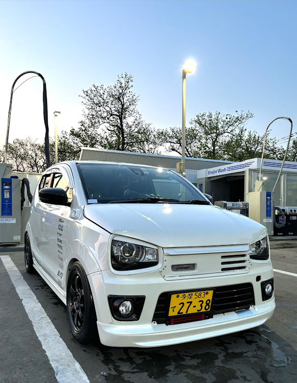 アルトワークスのいぬのきもち・洗車♪に関するカスタム事例の投稿画像1枚目