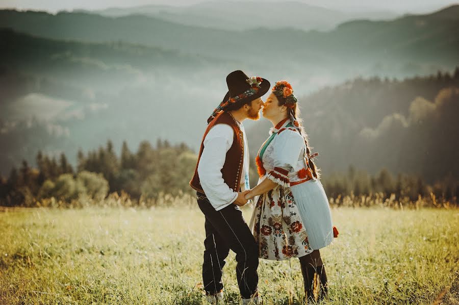 Wedding photographer Háta Derner (hatavondrac). Photo of 21 July 2020