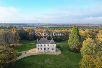 château à Poitiers (86)