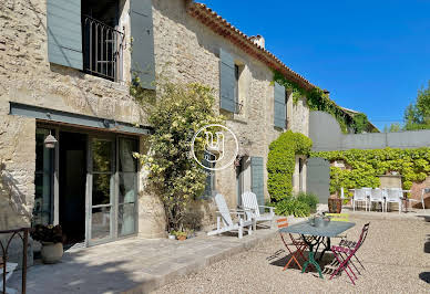 Maison avec piscine et terrasse 14